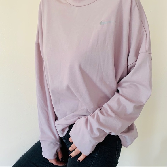 NWT Nike Women’s Sportswear - Picture 2 of 7